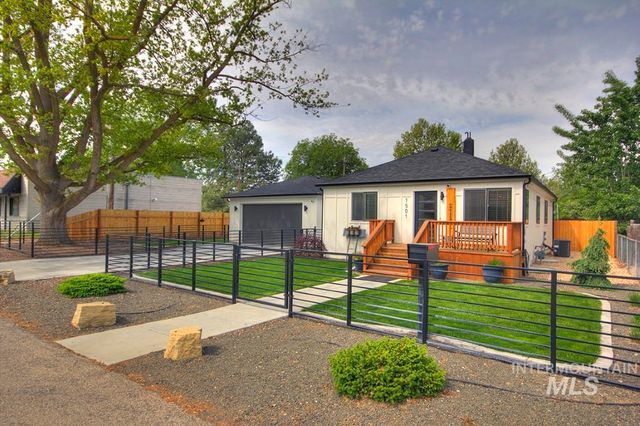 1501 S Hervey St, Boise, ID 83705