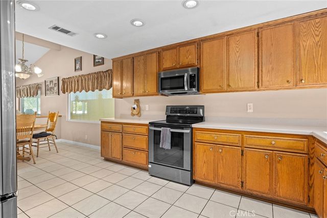 30841 Long Point, Canyon Lake, CA 92587