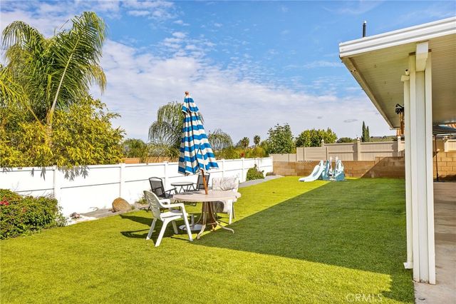 30841 Long Point, Canyon Lake, CA 92587