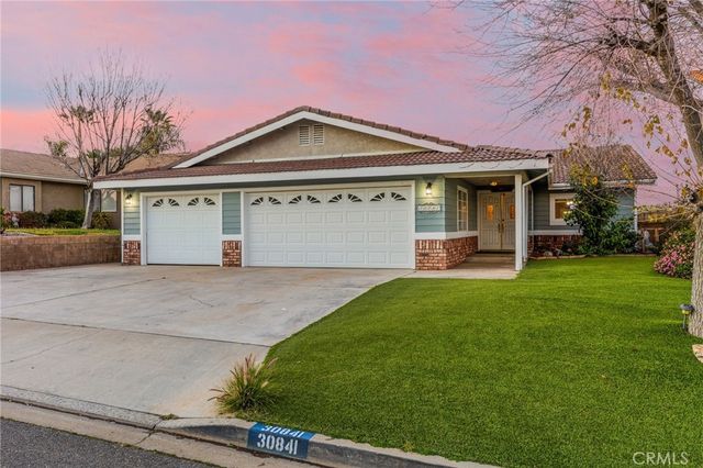 30841 Long Point, Canyon Lake, CA 92587