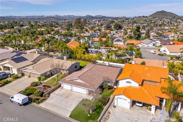 30841 Long Point, Canyon Lake, CA 92587