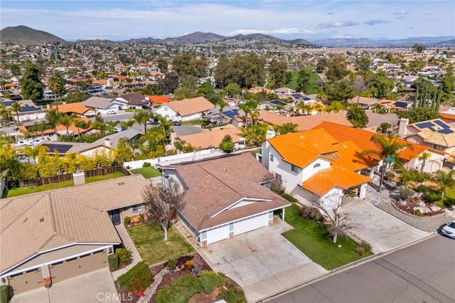 30841 Long Point, Canyon Lake, CA 92587