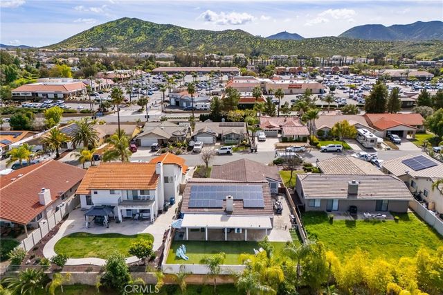 30841 Long Point, Canyon Lake, CA 92587