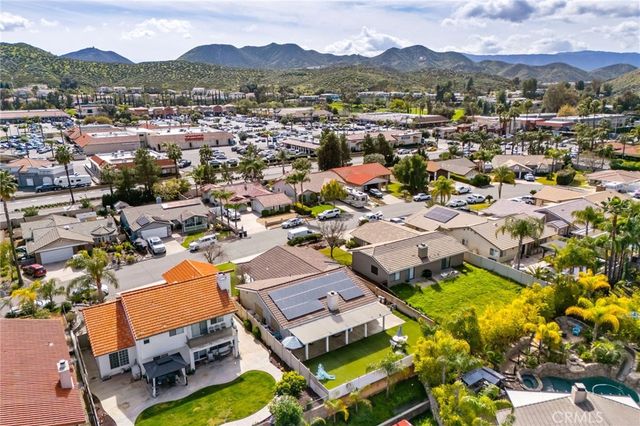 30841 Long Point, Canyon Lake, CA 92587