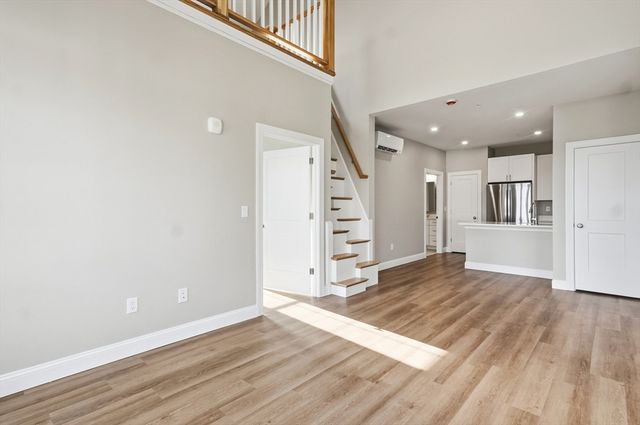 8 Vine Street 5, Haverhill, MA 01830