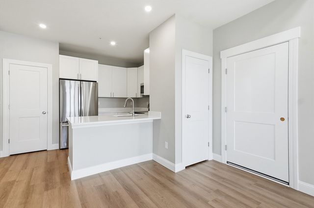 8 Vine Street 5, Haverhill, MA 01830