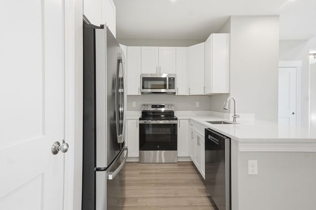 8 Vine Street 5, Haverhill, MA 01830