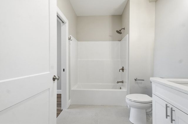 8 Vine Street 5, Haverhill, MA 01830