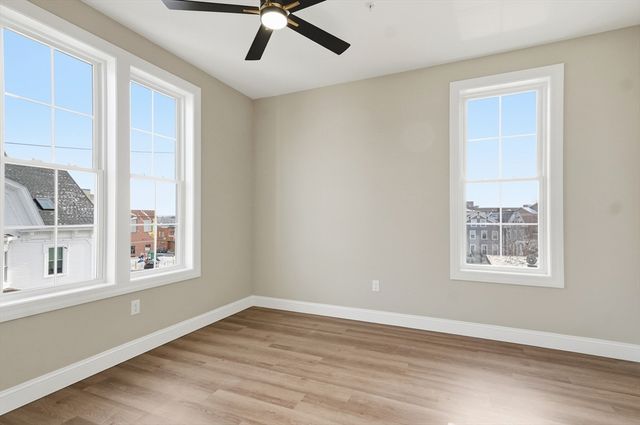 8 Vine Street 5, Haverhill, MA 01830