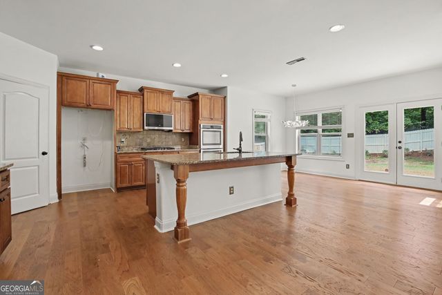 211 Dakotahs Bend, Newnan, GA 30263