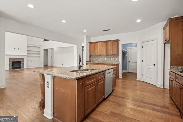 211 Dakotahs Bend, Newnan, GA 30263