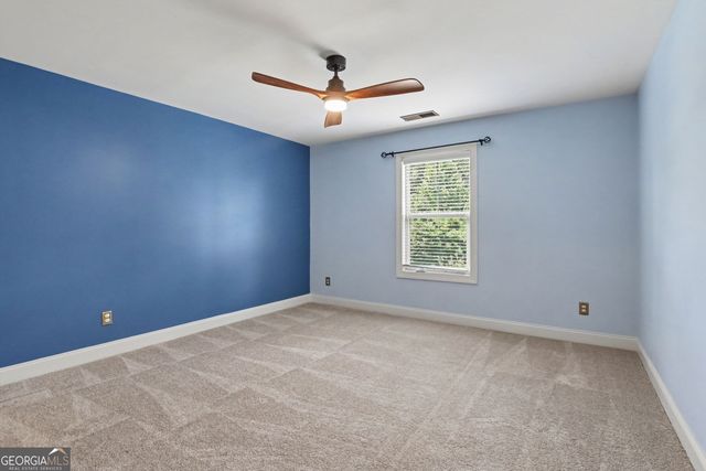 211 Dakotahs Bend, Newnan, GA 30263