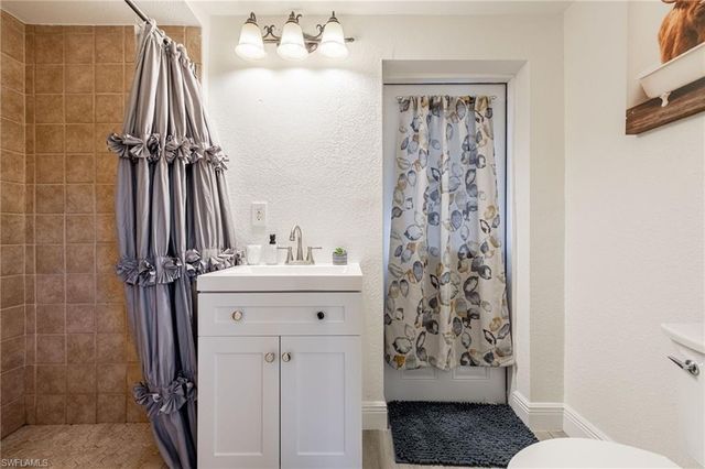 17041 E Lake DR, North Fort Myers, FL 33917