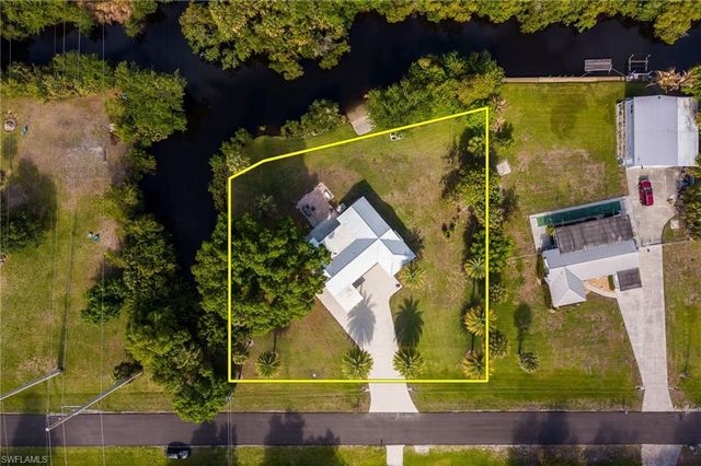 17041 E Lake DR, North Fort Myers, FL 33917