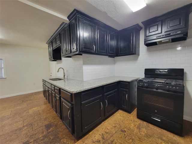 620 Lacewood Drive, Dallas, TX 75224