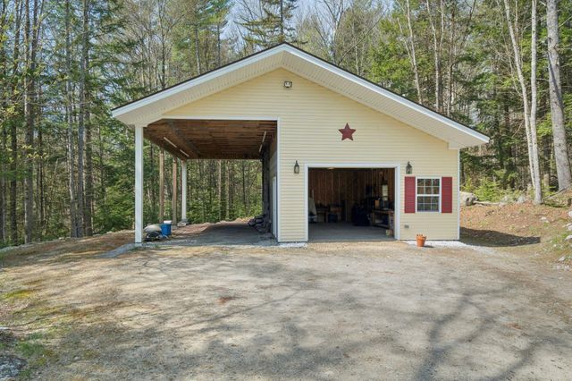66 Sparrowhawk Road, New London, NH 03257