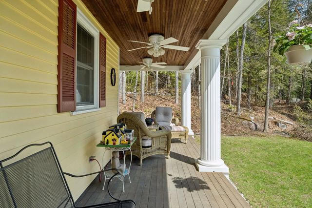 66 Sparrowhawk Road, New London, NH 03257