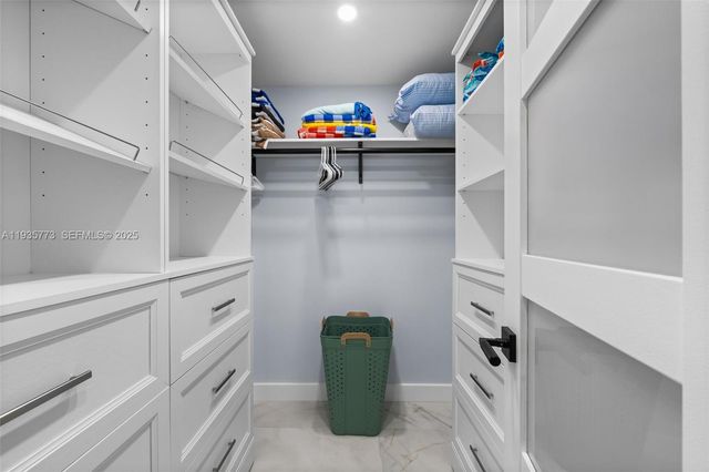 19380 Collins Ave 826, Sunny Isles Beach, FL 33160