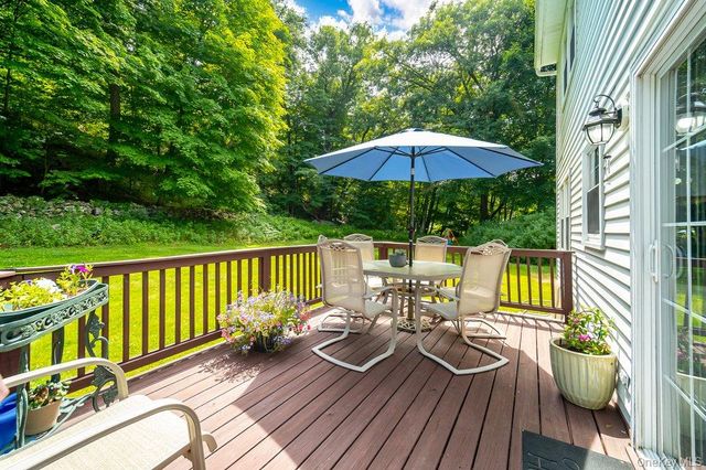 70 Van Wyck Lake Road, Fishkill, NY 12524