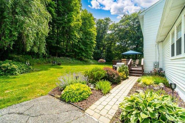 70 Van Wyck Lake Road, Fishkill, NY 12524