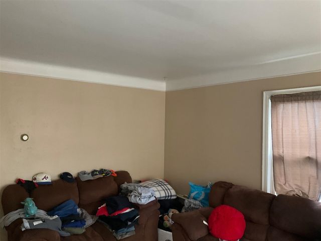 19631 Healy Street, Detroit, MI 48234