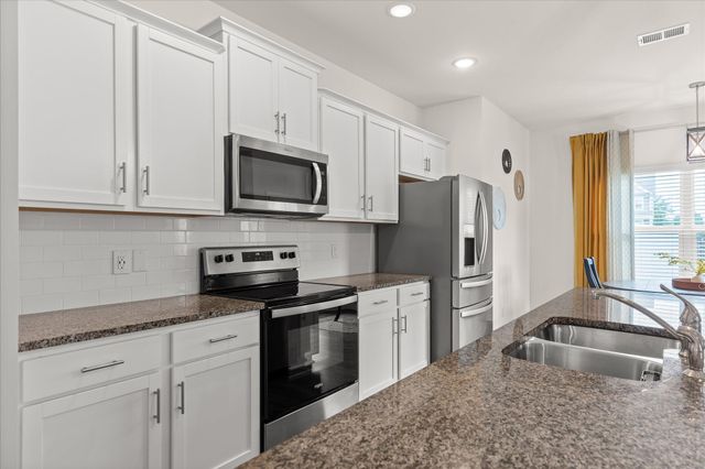 160 Shoreline Trace, Fort Oglethorpe, GA 30742