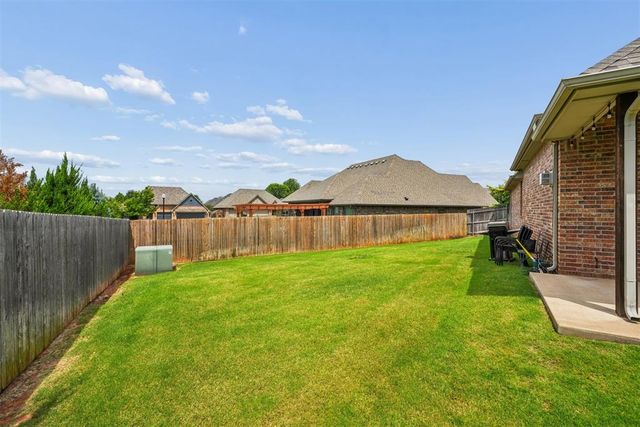 620 NW 187th Court, Edmond, OK 73012