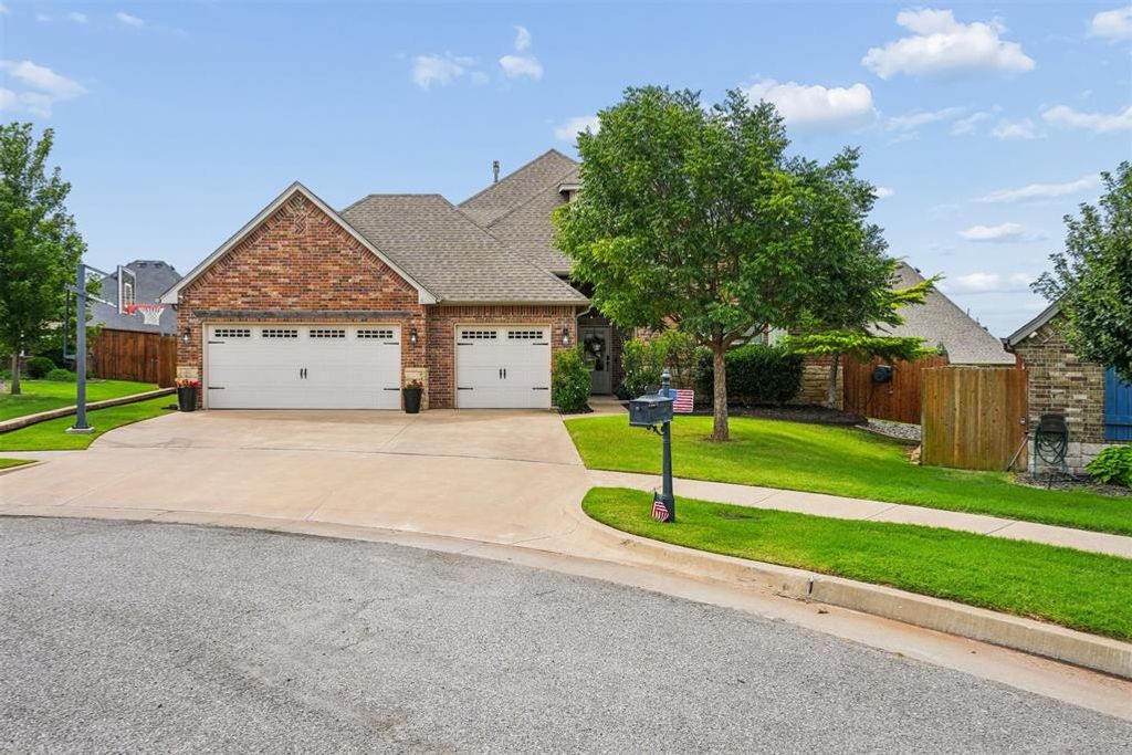 620 NW 187th Court, Edmond, OK 73012