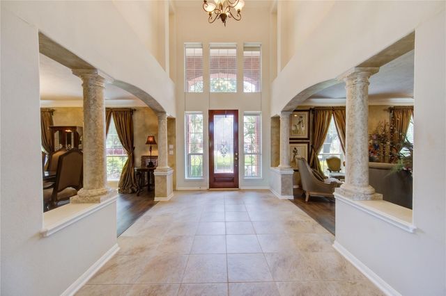 26226 Crosswood Trails Lane, Cypress, TX 77433