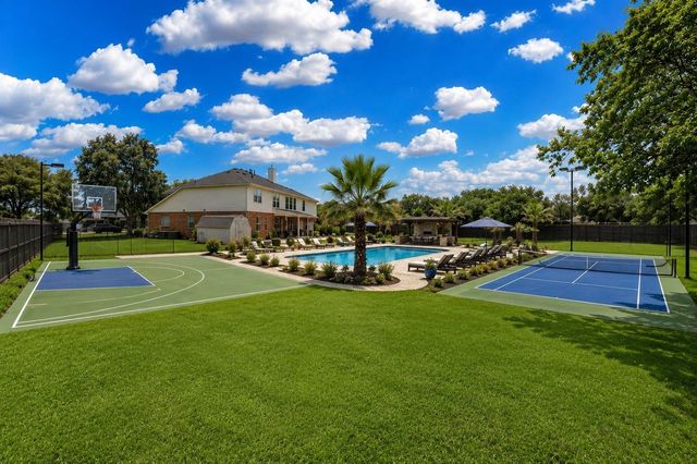 26226 Crosswood Trails Lane, Cypress, TX 77433