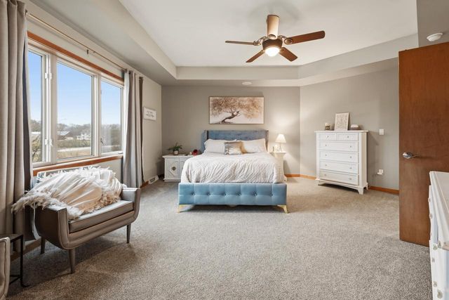 W360N7572 Thomas DRIVE, Oconomowoc, WI 53066