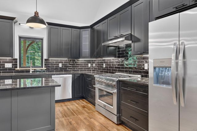 2800 Corral Road, Signal Mountain, TN 37377