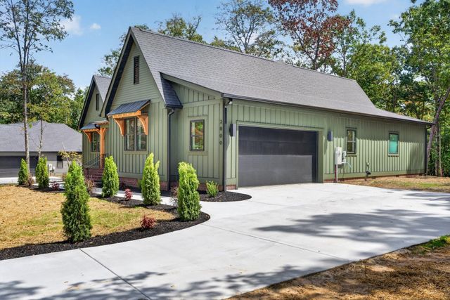 2800 Corral Road, Signal Mountain, TN 37377