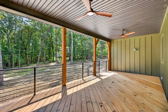 2800 Corral Road, Signal Mountain, TN 37377