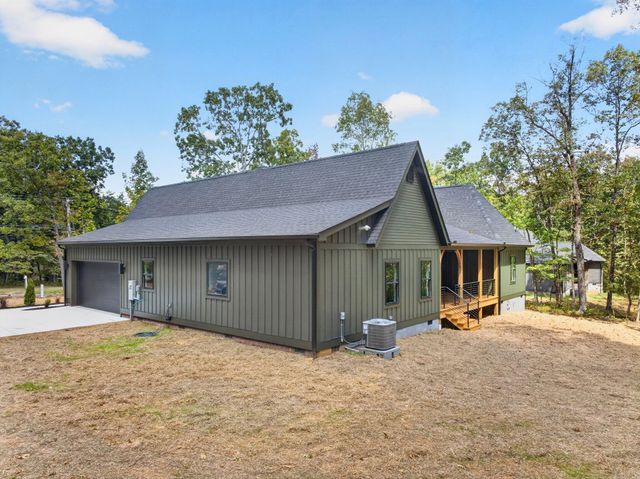 2800 Corral Road, Signal Mountain, TN 37377