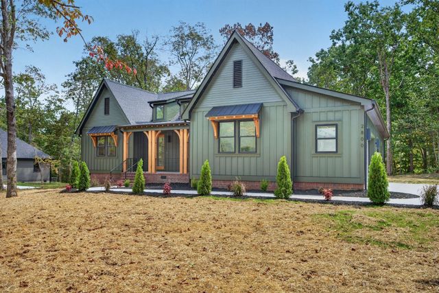 2800 Corral Road, Signal Mountain, TN 37377