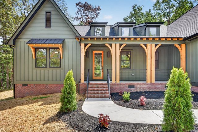 2800 Corral Road, Signal Mountain, TN 37377