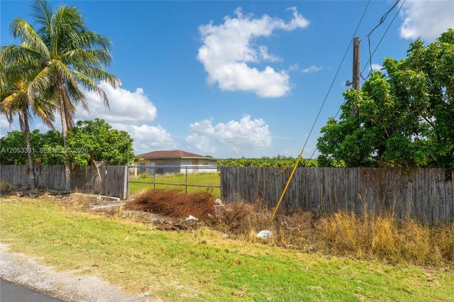320xx SW 217 Avenue, Homestead, FL 33030
