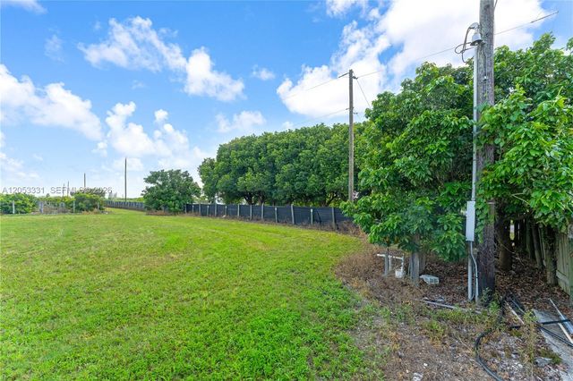 320xx SW 217 Avenue, Homestead, FL 33030