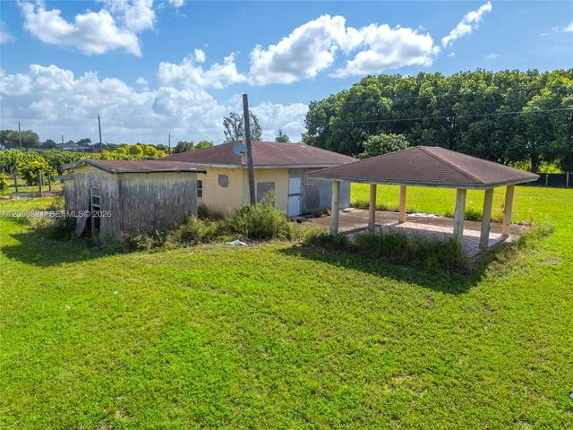 320xx SW 217 Avenue, Homestead, FL 33030