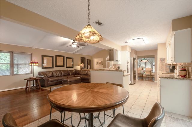 198 Westwood Drive E, Trinity, TX 75862