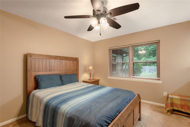 198 Westwood Drive E, Trinity, TX 75862