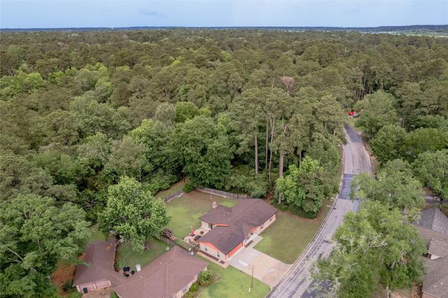 198 Westwood Drive E, Trinity, TX 75862