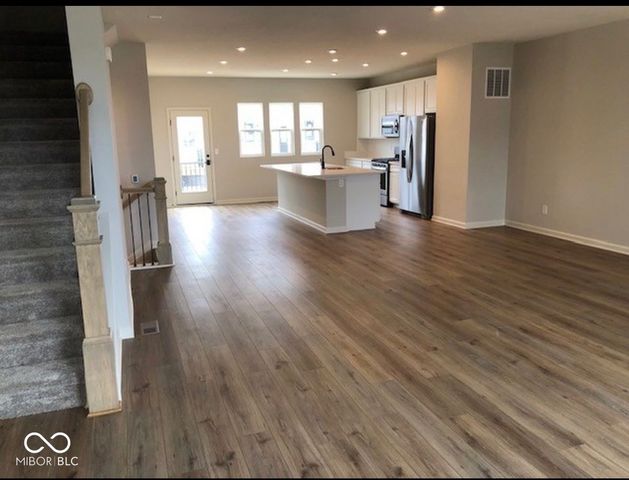 9734 Junction, Fishers, IN 46037