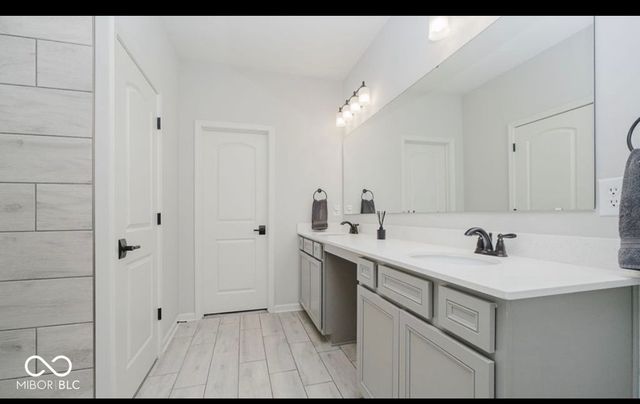 9734 Junction, Fishers, IN 46037