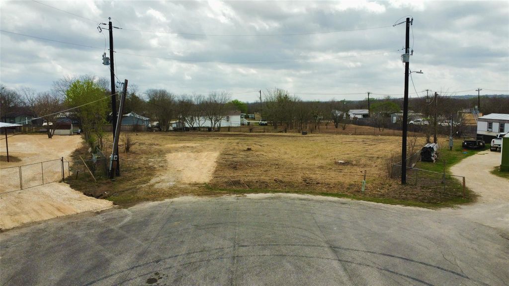 104 Sun CV, Kyle, TX 78640