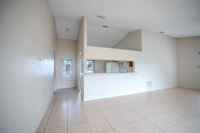 21 SPRING LOOP CIRCLE, Ocala, FL 34472