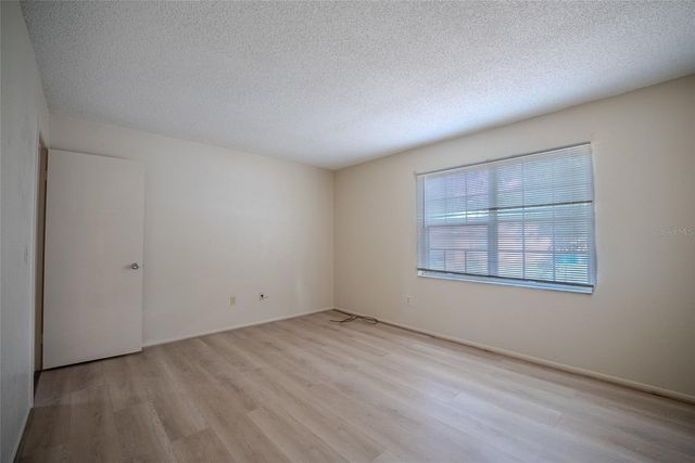 21 SPRING LOOP CIRCLE, Ocala, FL 34472