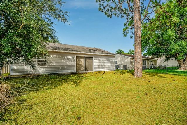21 SPRING LOOP CIRCLE, Ocala, FL 34472