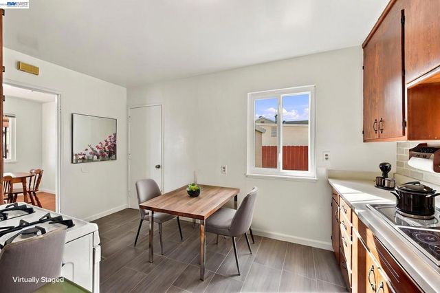 28611 Cole Pl, Hayward, CA 94544